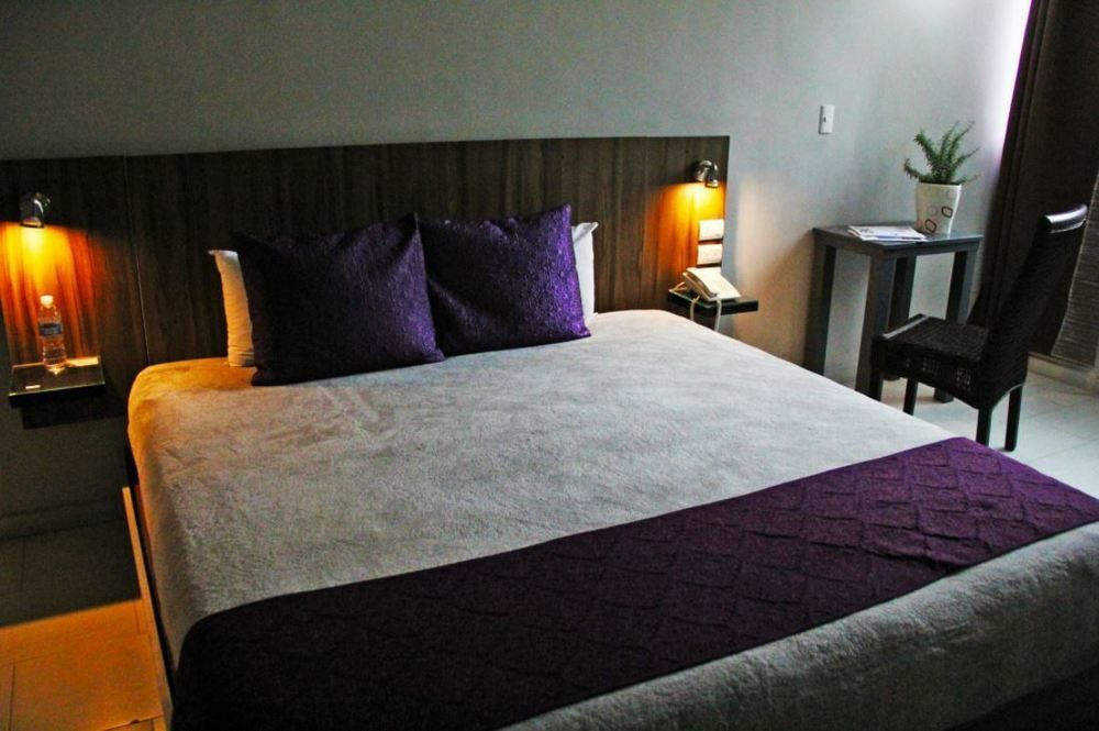 Hotel Fg León de los Aldamas Extérieur photo